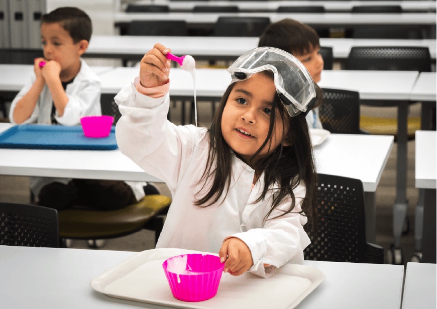 Experimentos para los sentidos: juega, toca y aprende
