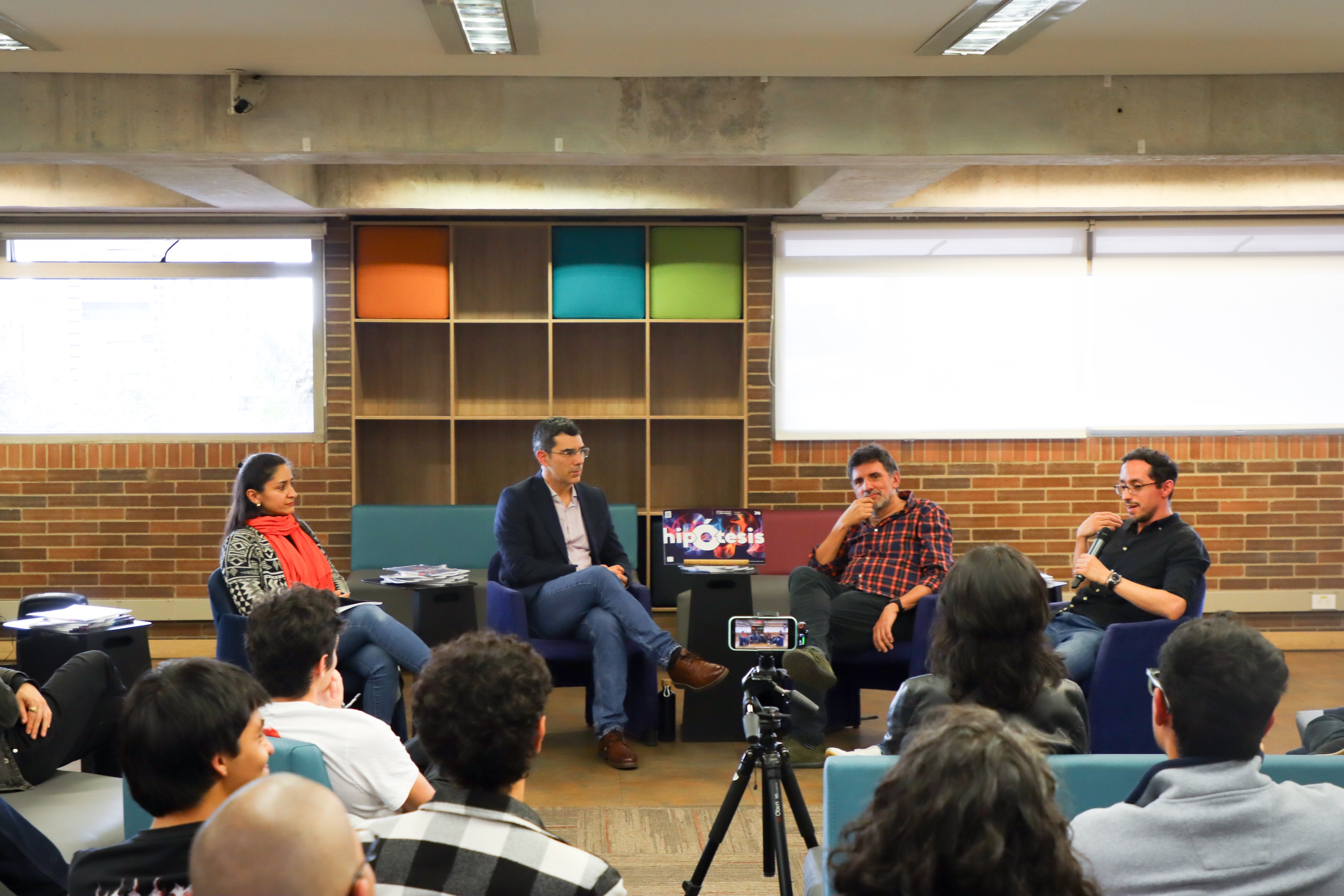 Lanzamiento Revista Hipótesis 28