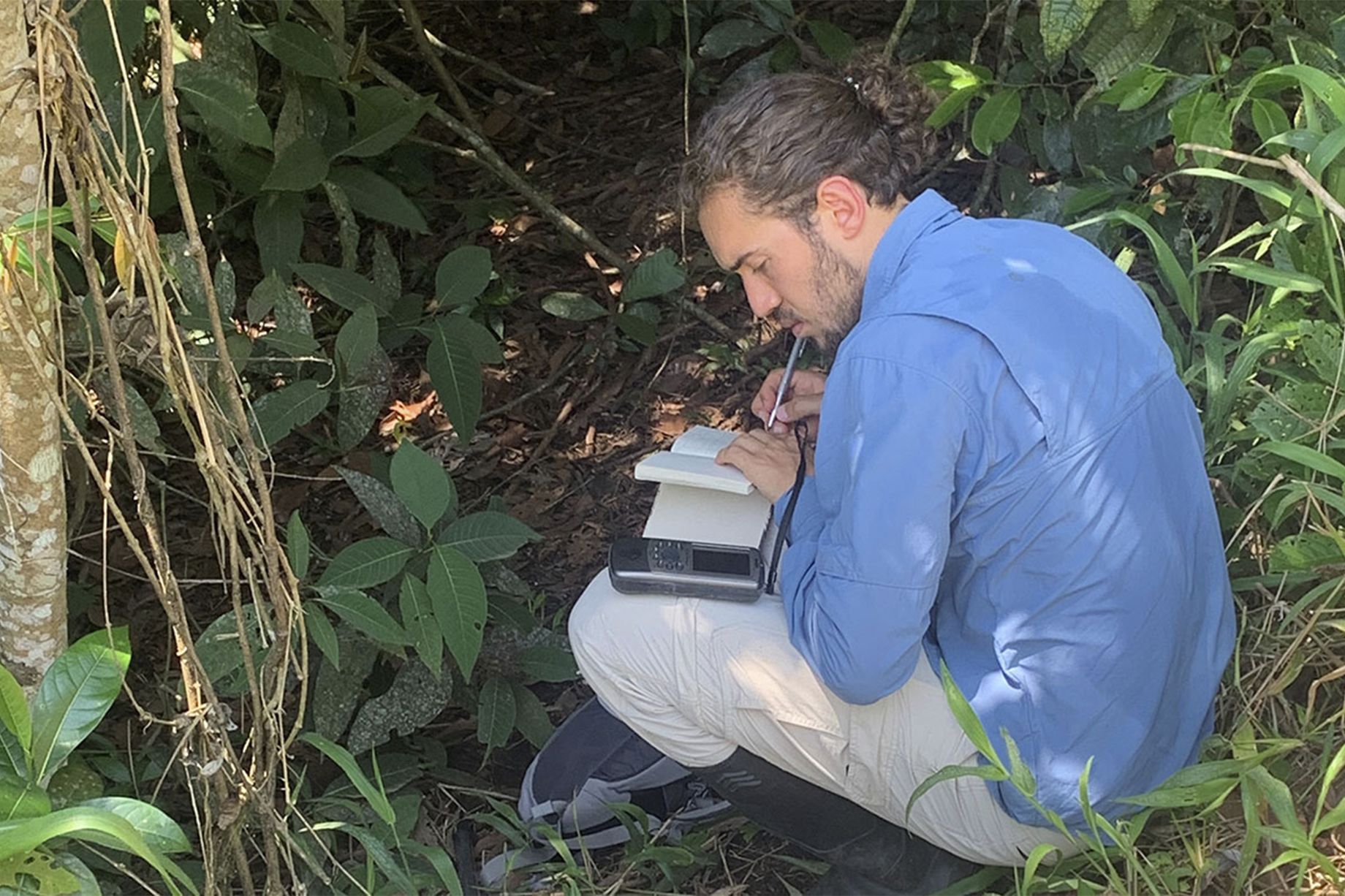 Daniel Faccini en trabajo de campo