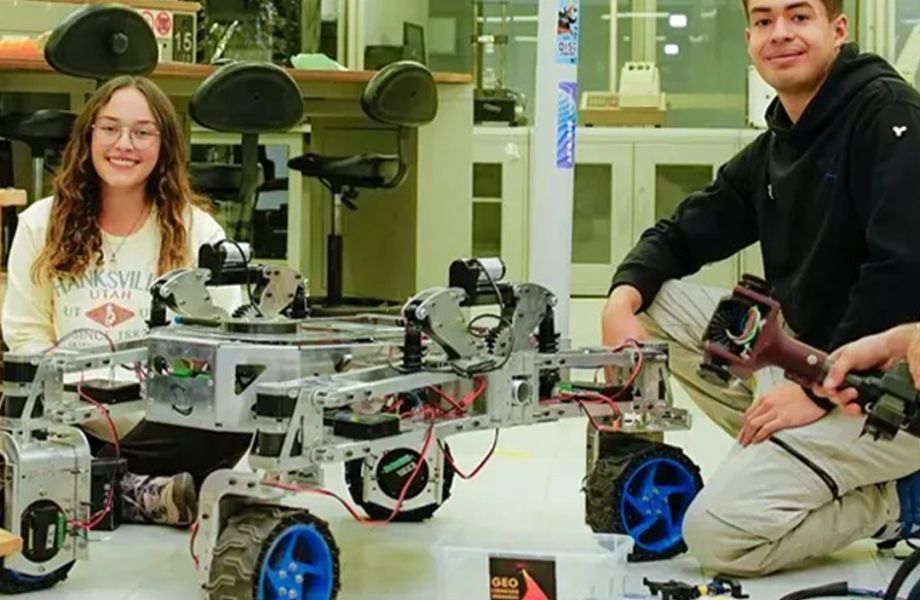 Ceres: amistad y ciencia en un proyecto de estudiantes que crearon un robot para enfrentar una misión a Marte. Además ofrece soluciones a problemas reales en la Tierra.