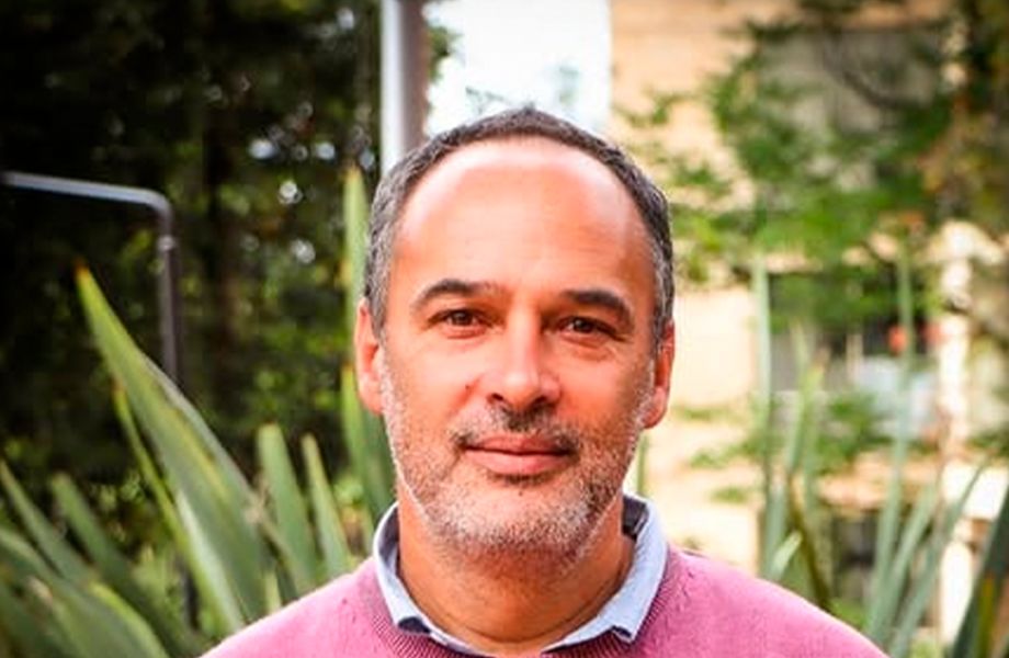 Andrés Link, profesor en nuestro Departamento de Ciencias Biológicas, fue galardonado con el Premio Whitley, comúnmente conocido como “Green Oscar” u “Óscar de la Conservación”.