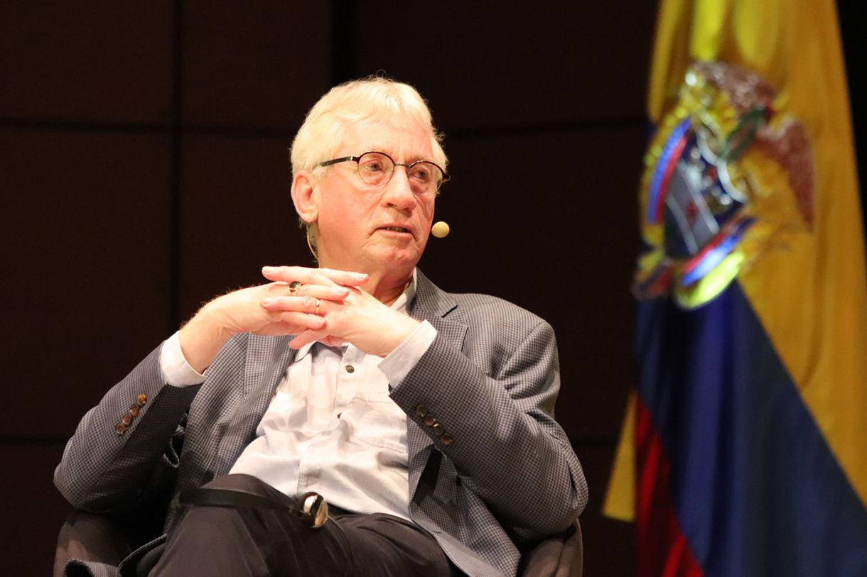 Frans de Waal en la Universidad de los Andes